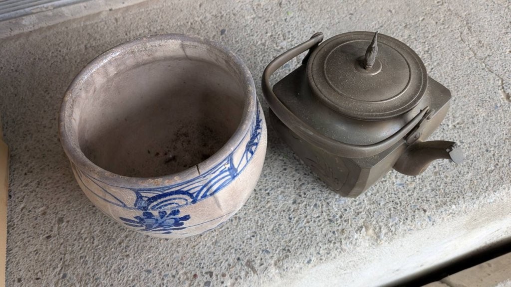 蔵の中の諸々 | 神奈川県の骨董品・古美術品買取専門店「マルミ工藝社」